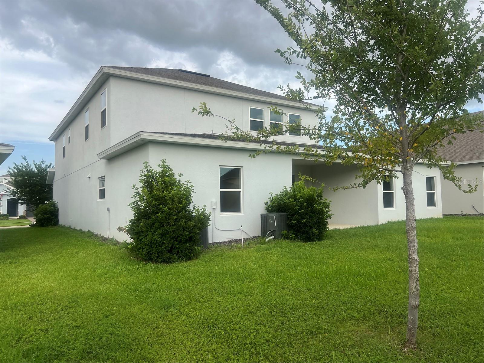 Image 33 of 34 For 4413 Lions Gate Avenue