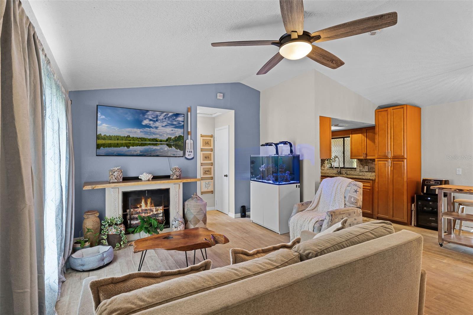 Image 4 of 20 For 2809 Redditt Road