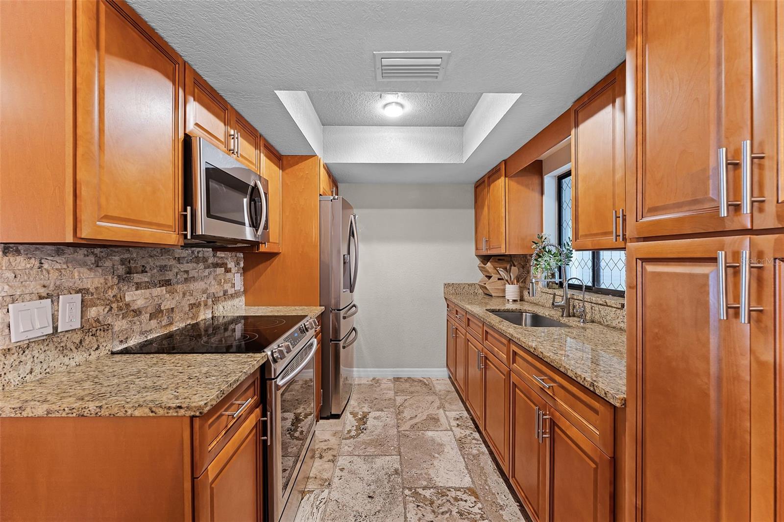 Image 8 of 20 For 2809 Redditt Road