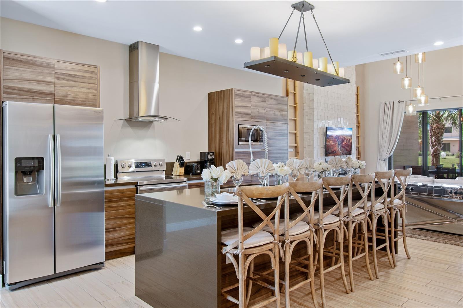 Image 6 of 24 For 7461 Bleecker Lane