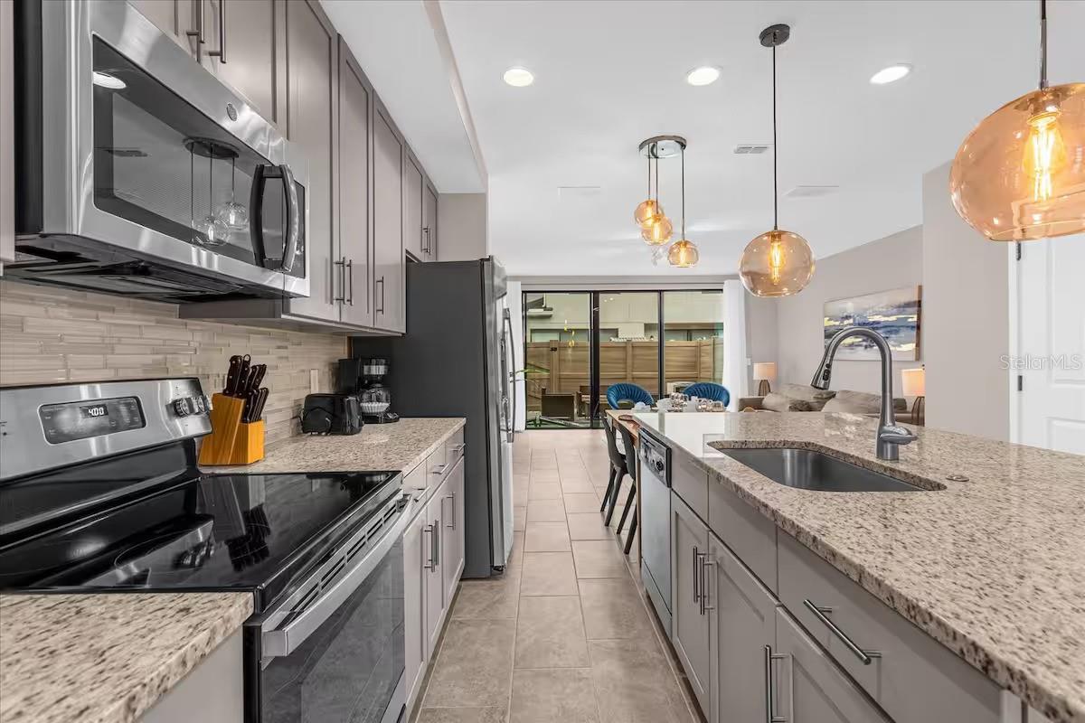Image 11 of 34 For 4715 Terra Esmeralda Drive