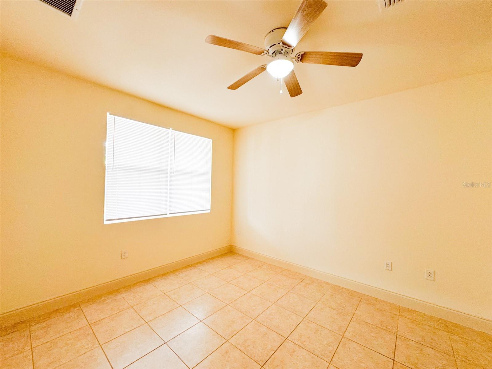 Image 13 of 34 For 2404 Bella Vista Drive