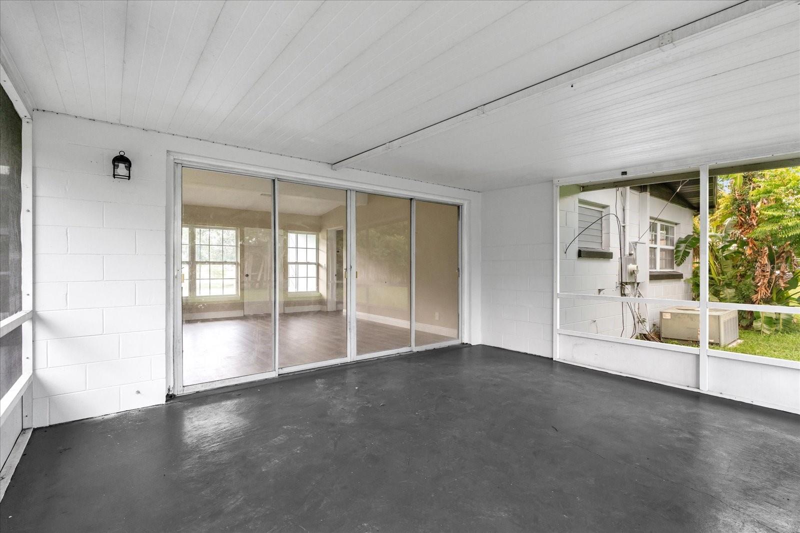 Image 18 of 24 For 115 Lake Dot Drive