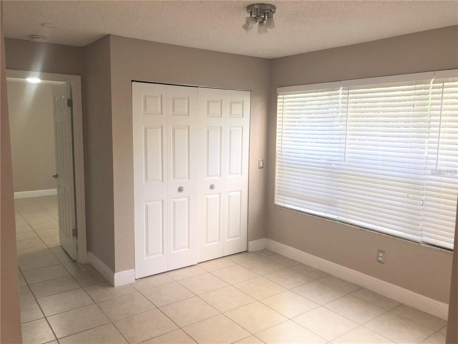 Image 7 of 16 For 5116 Conroy Road 411