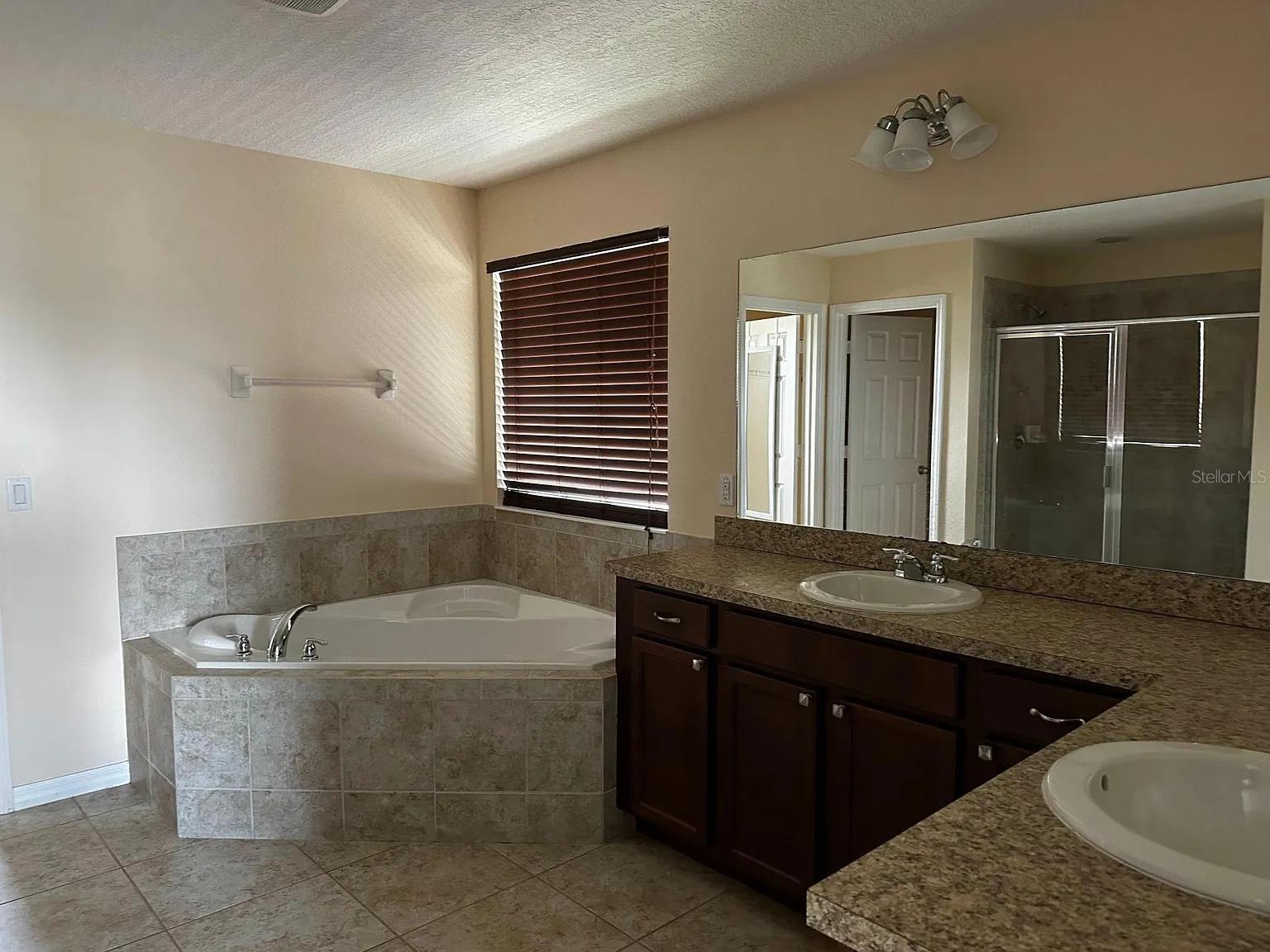 Image 20 of 37 For 12610 Sawgrass Oak Street