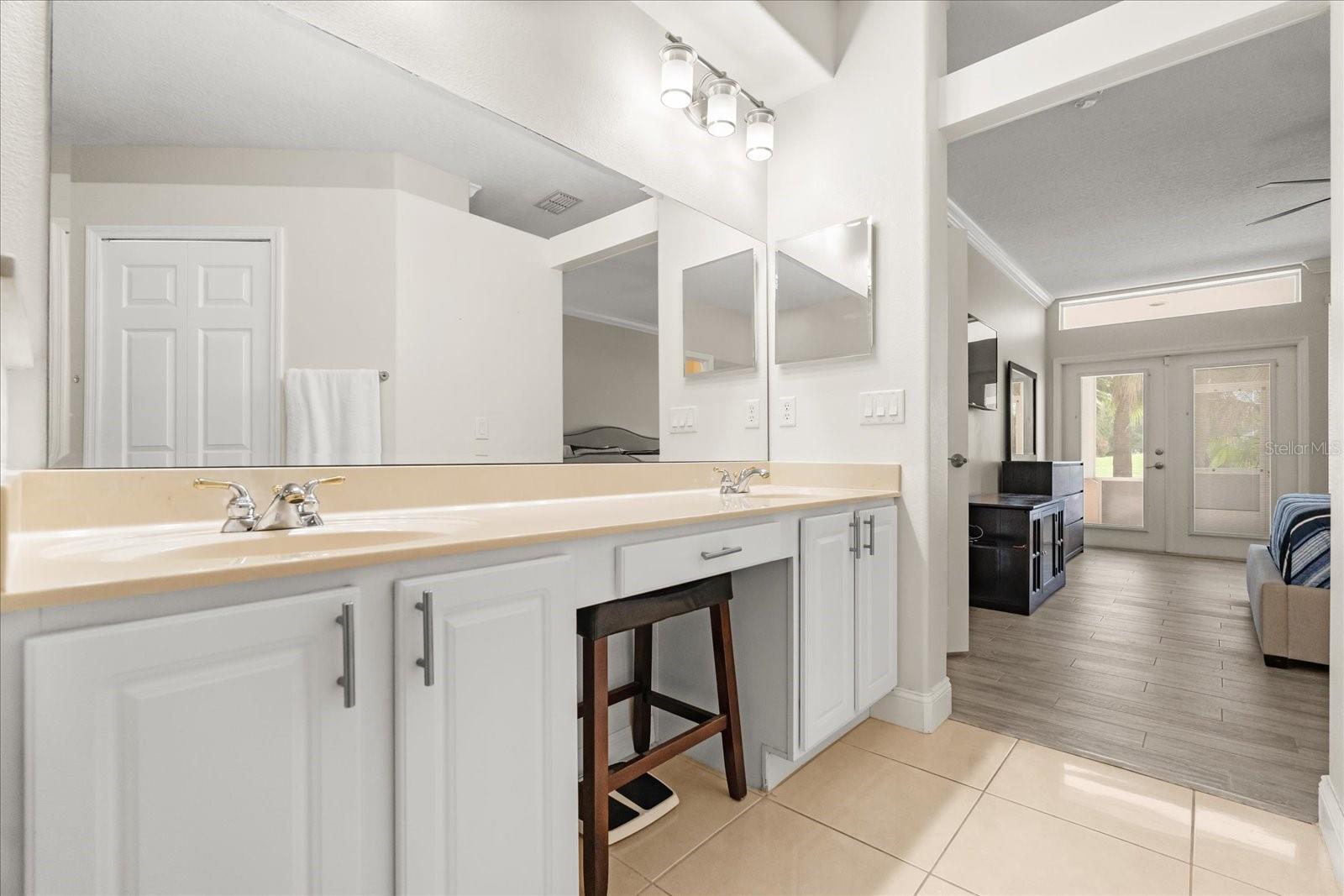 Image 14 of 22 For 1705 Saint Tropez Court