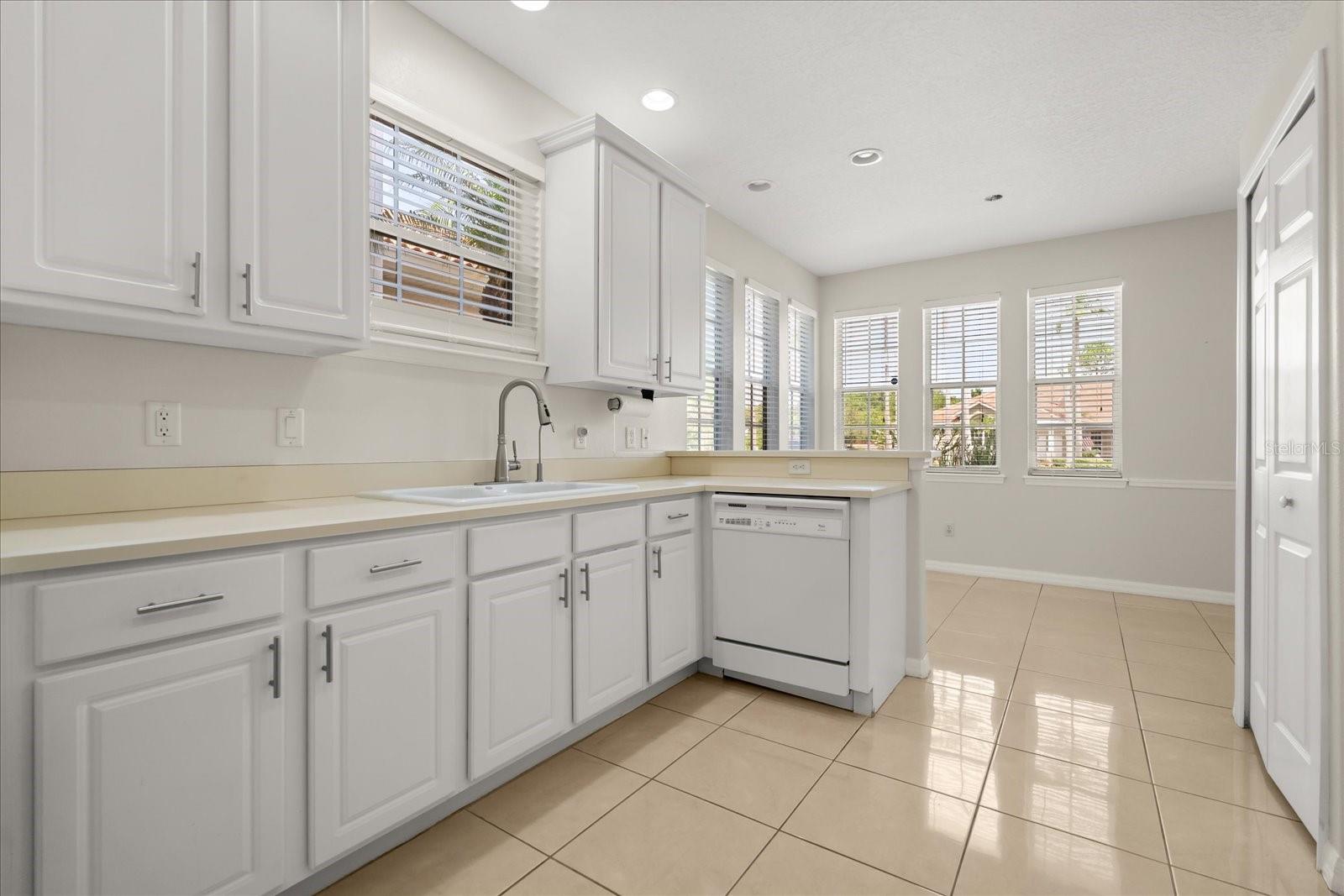 Image 4 of 22 For 1705 Saint Tropez Court