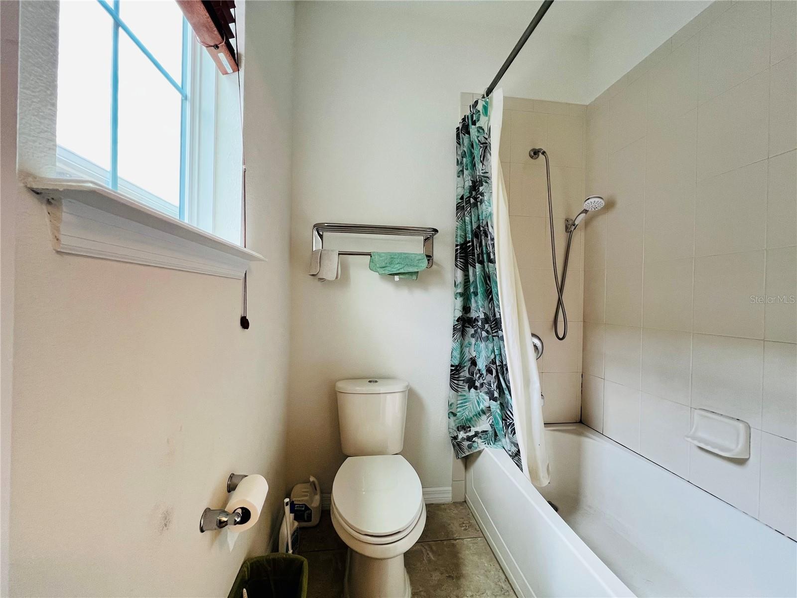 Image 14 of 20 For 4900 Beach Boulevard