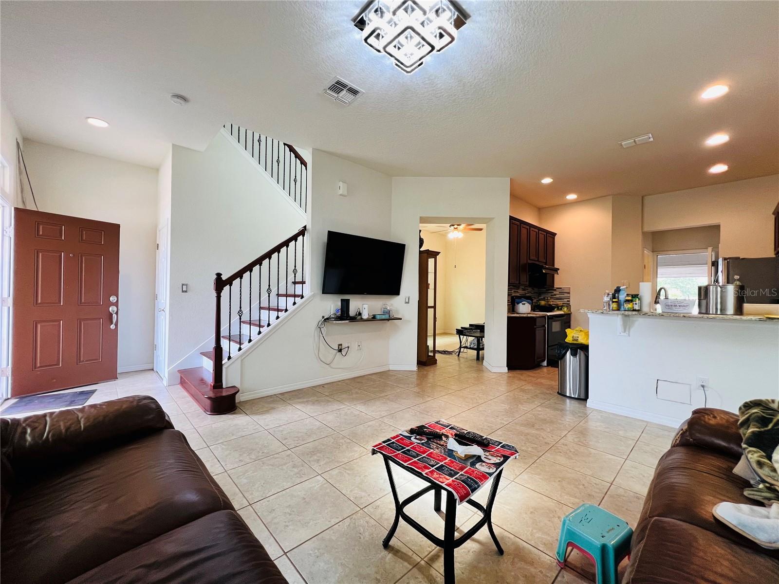 Image 5 of 20 For 4900 Beach Boulevard