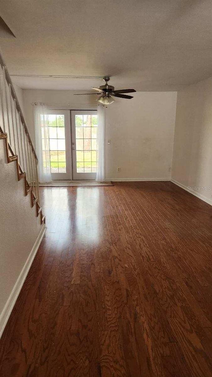 Listing photo id 1 for 6600 121st Avenue 5