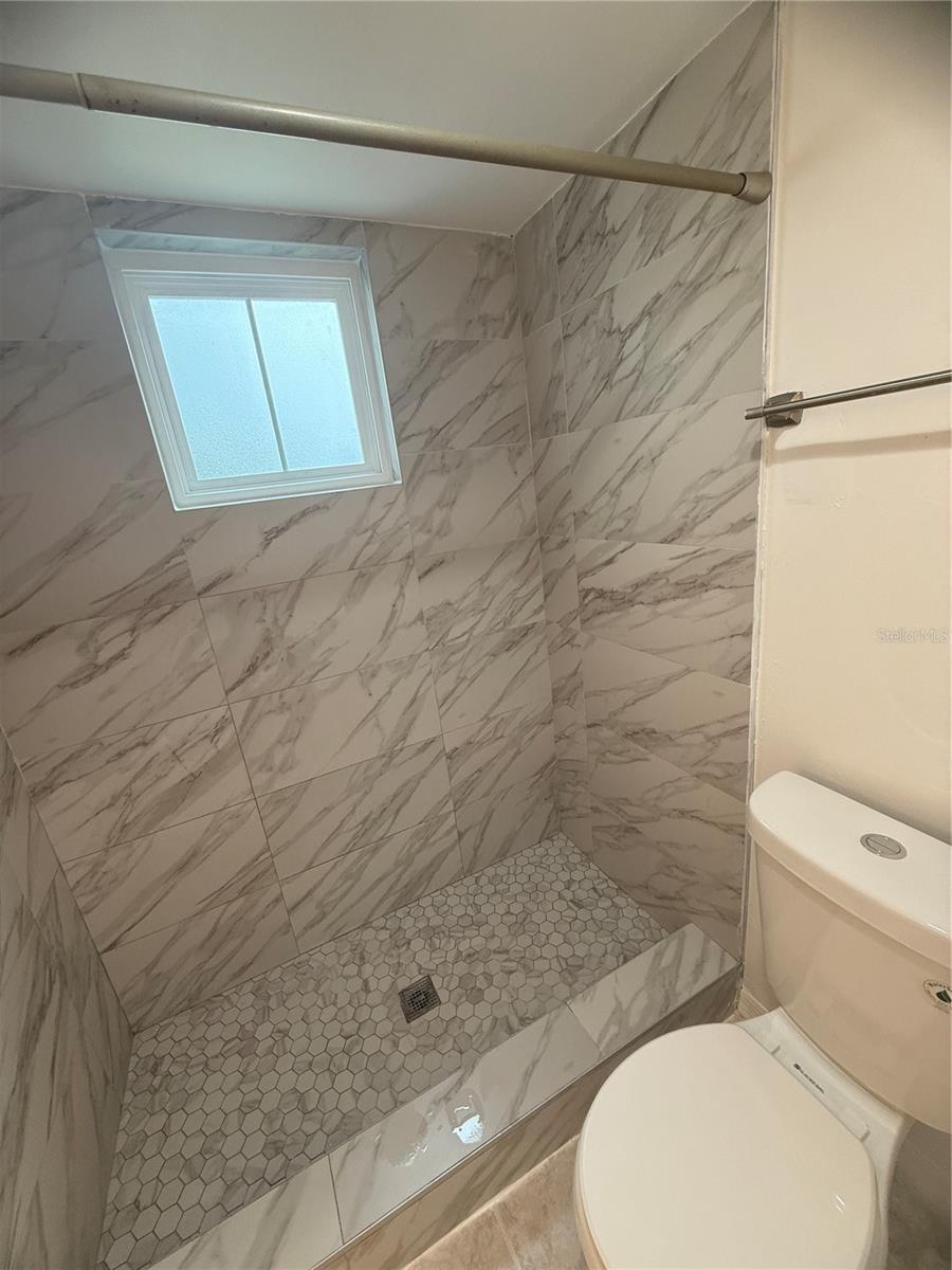 Image 13 of 16 For 4674 Pembrook Place J 101
