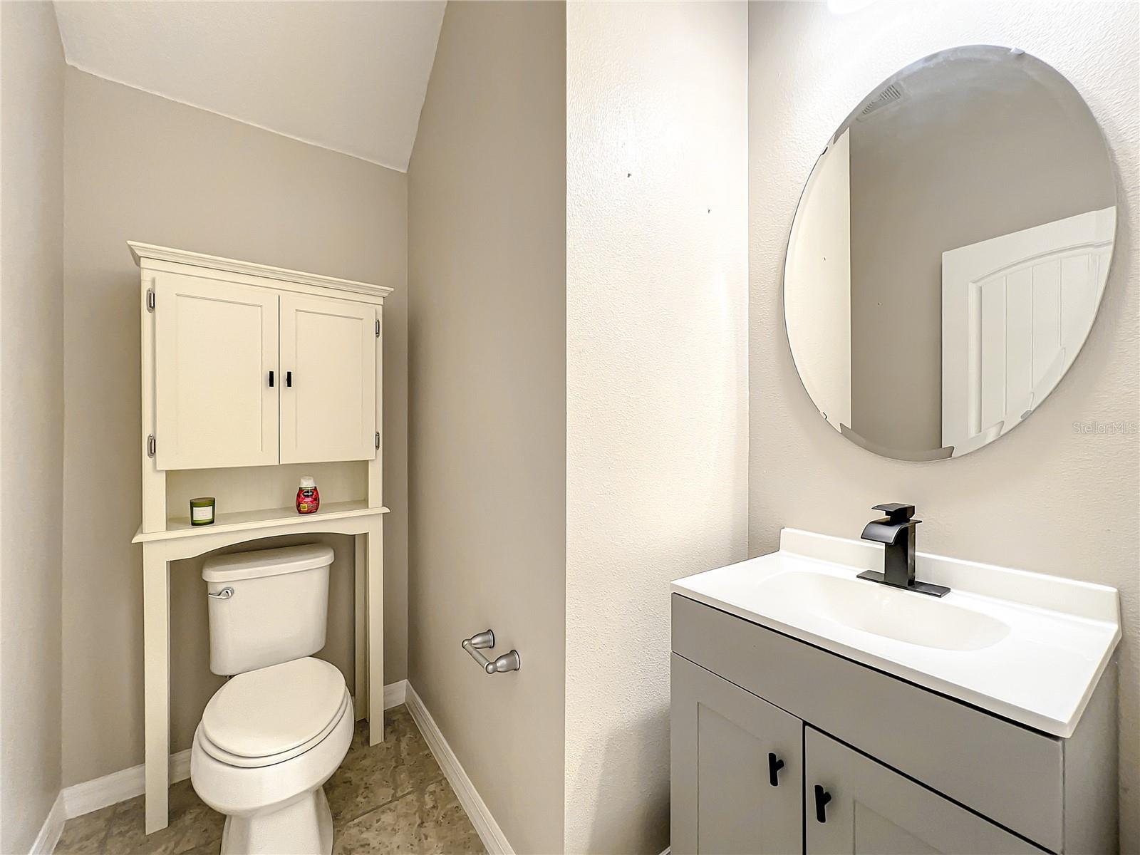 Image 9 of 45 For 137 Drayton Avenue