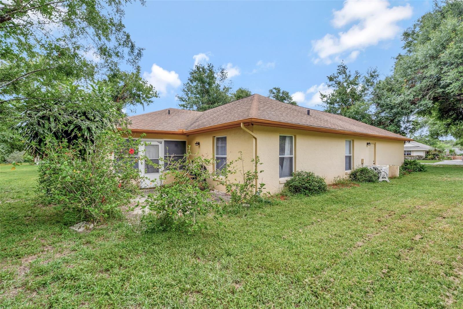 Image 31 of 44 For 10711 Lake Hill Drive