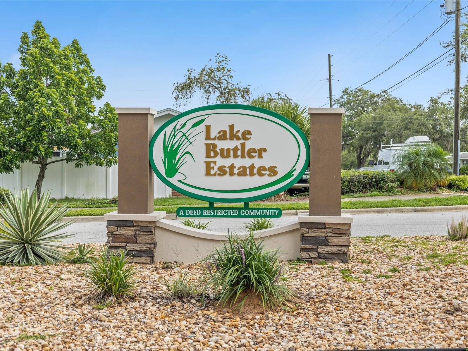 Image 2 of 42 For 112 Lake Butler Avenue