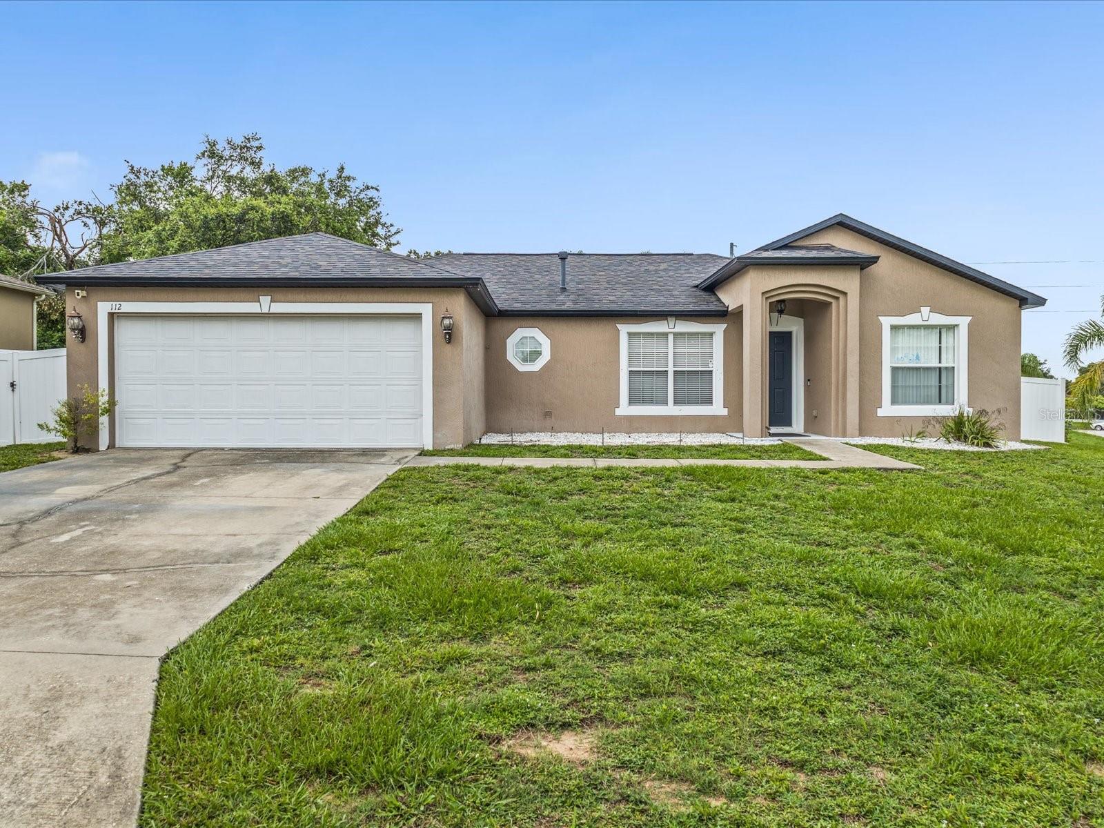 Image 3 of 42 For 112 Lake Butler Avenue