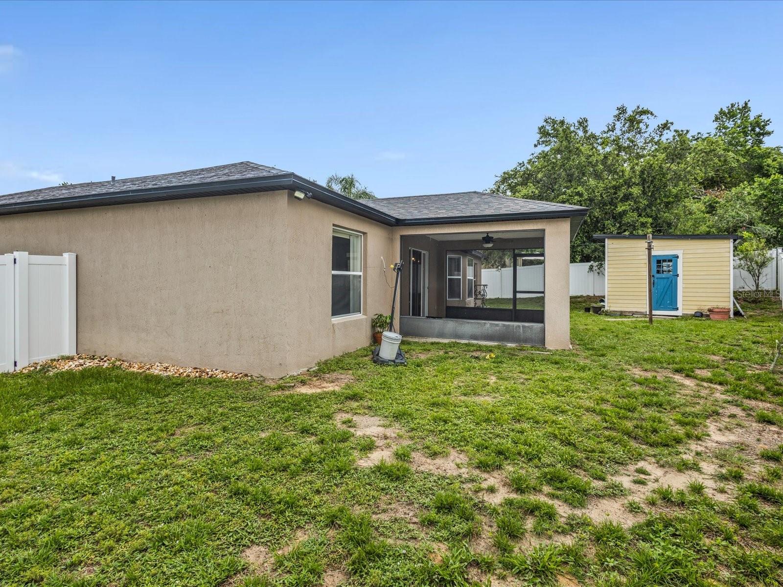 Image 39 of 42 For 112 Lake Butler Avenue