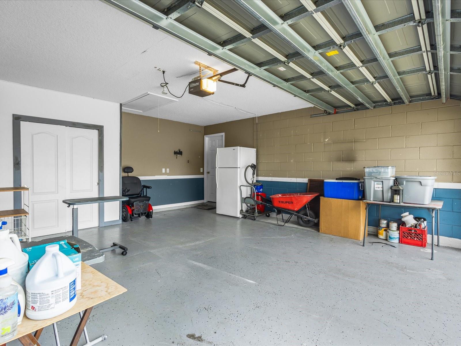Image 41 of 42 For 112 Lake Butler Avenue
