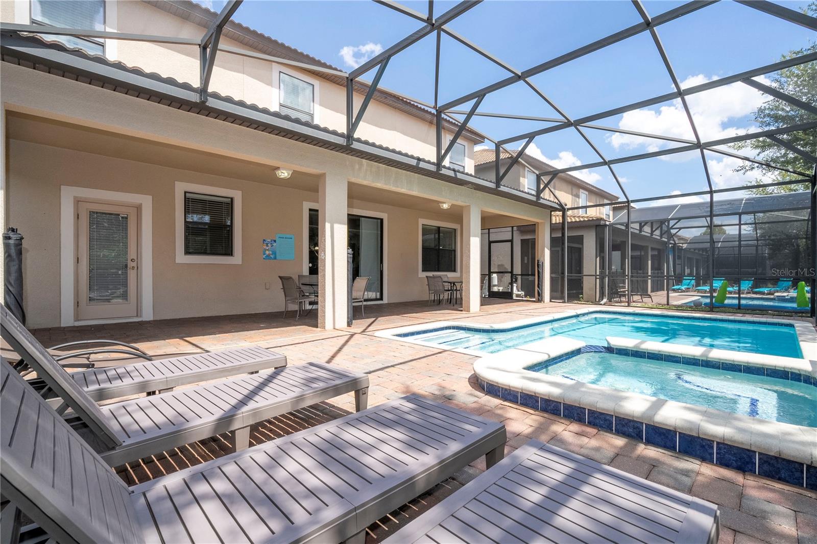 Image 4 of 52 For 1439 Moon Valley Drive