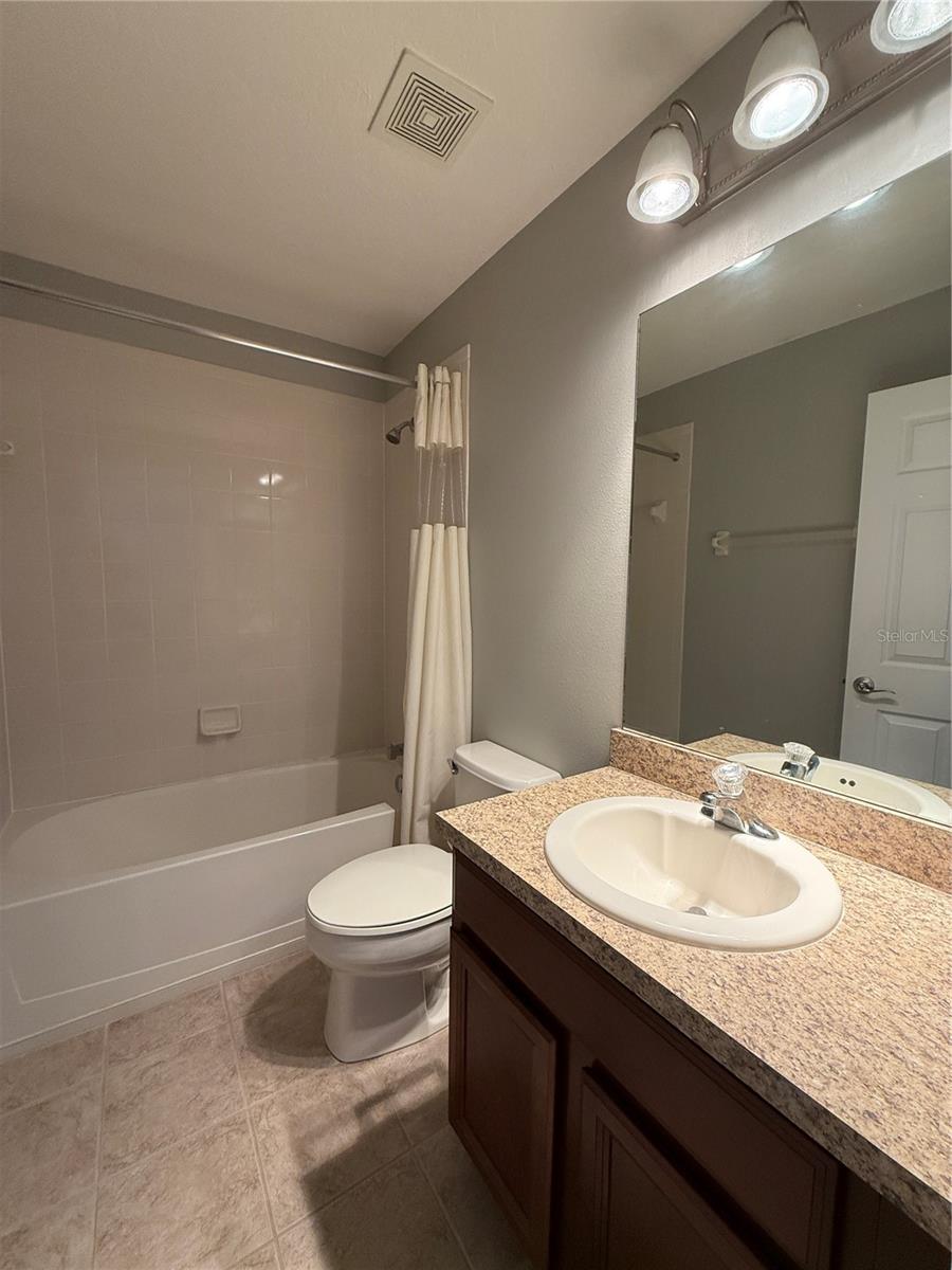 Image 20 of 22 For 4851 Fiorazante Avenue