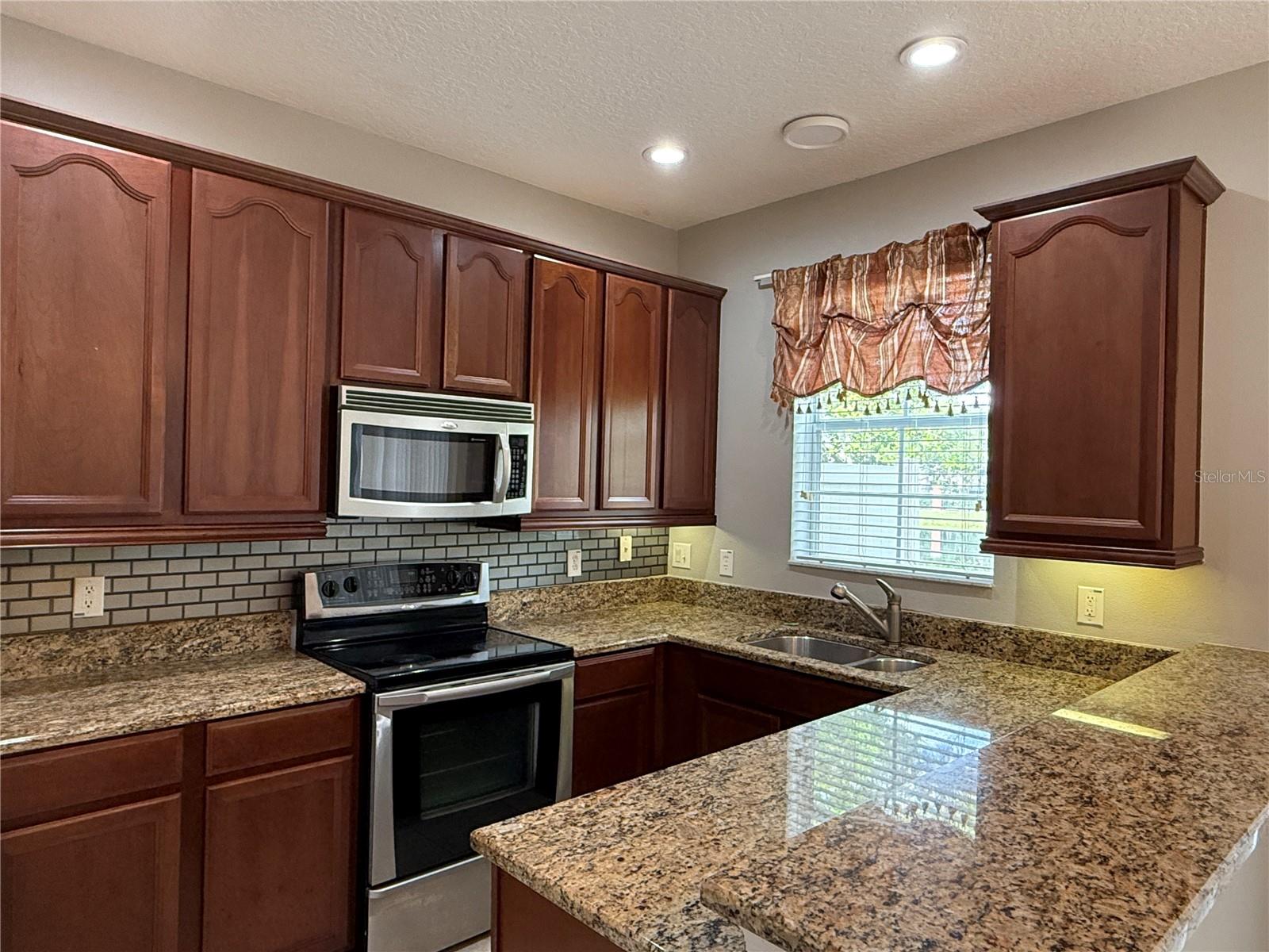 Image 6 of 22 For 4851 Fiorazante Avenue