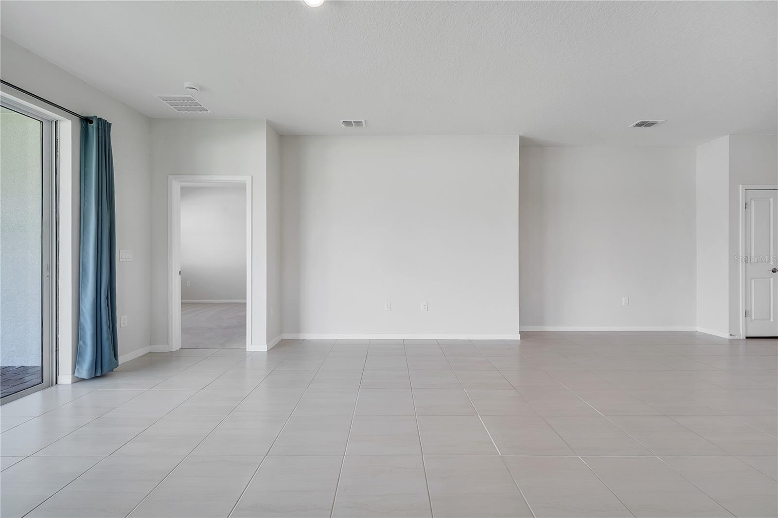 Image 17 of 74 For 2578 Cliff Way