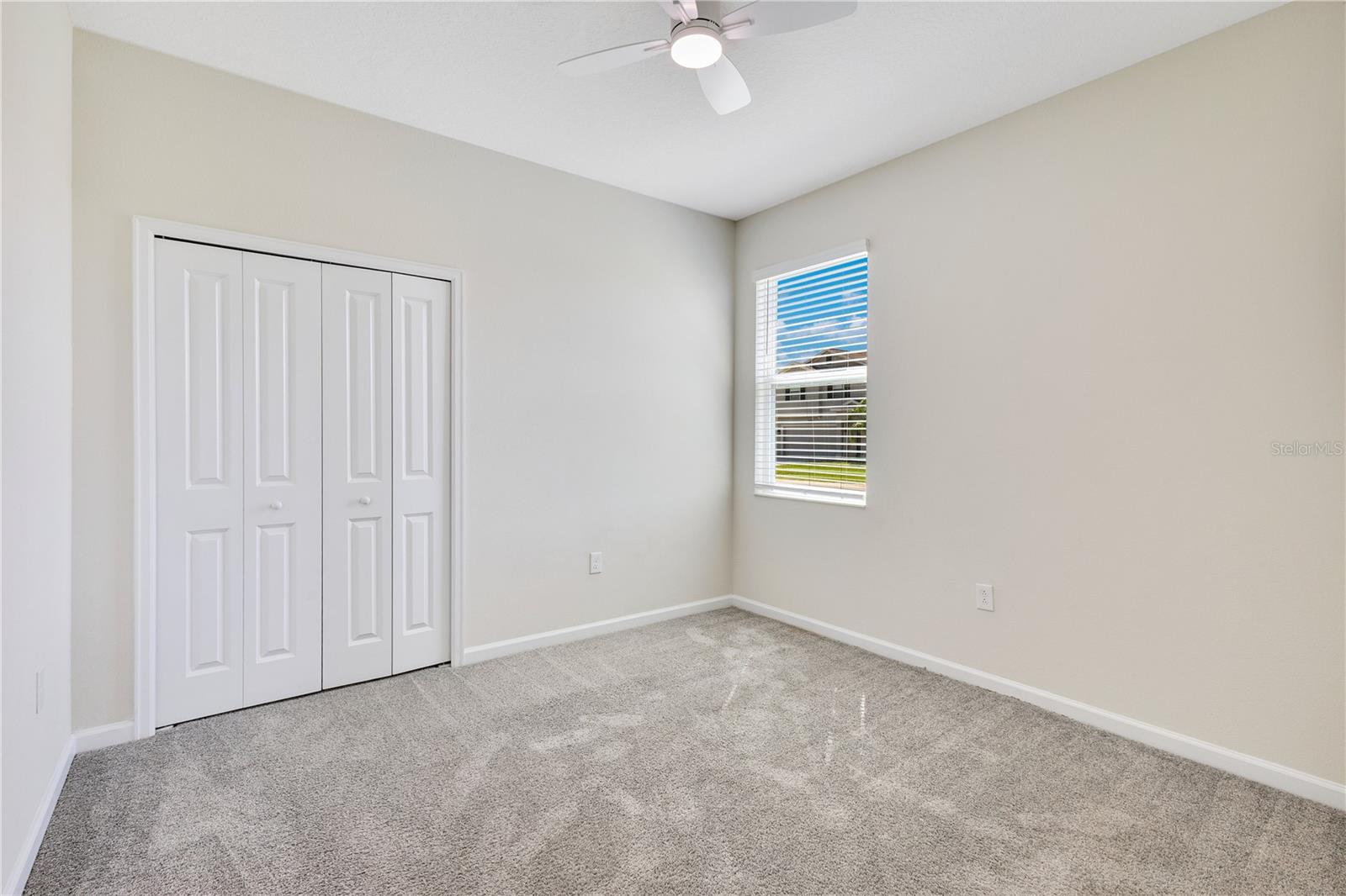 Image 20 of 36 For 16409 Fernridge Street