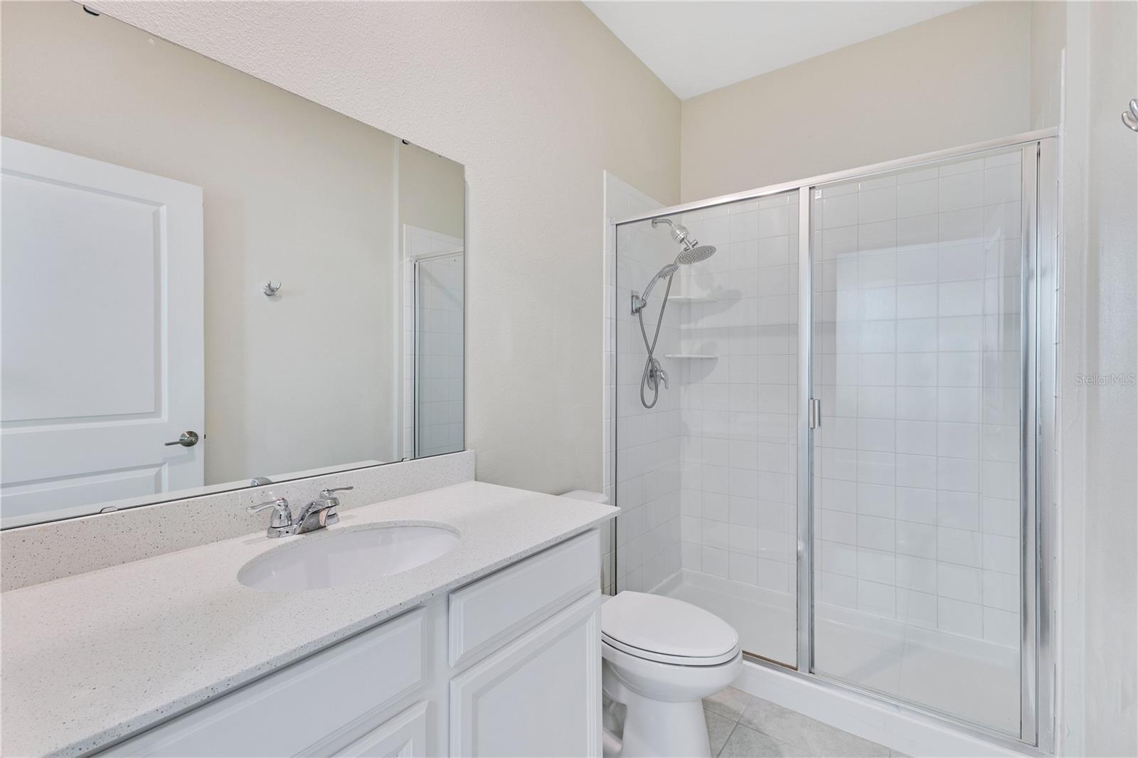 Image 21 of 36 For 16409 Fernridge Street