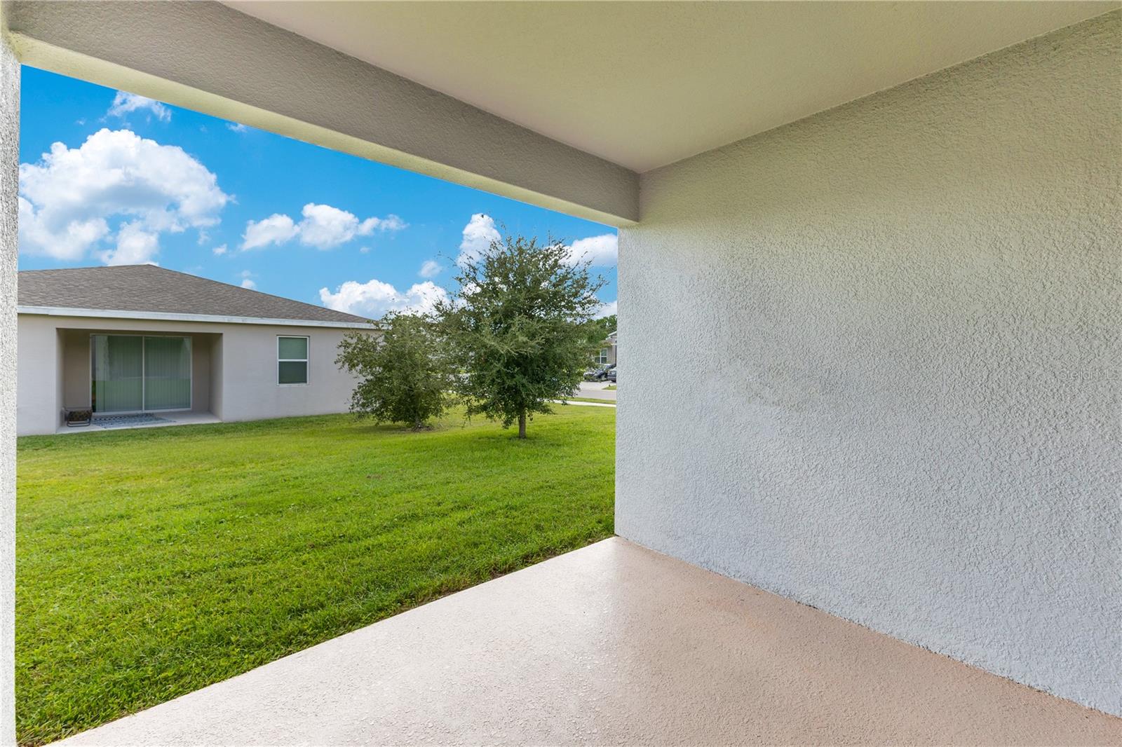 Image 22 of 36 For 16409 Fernridge Street