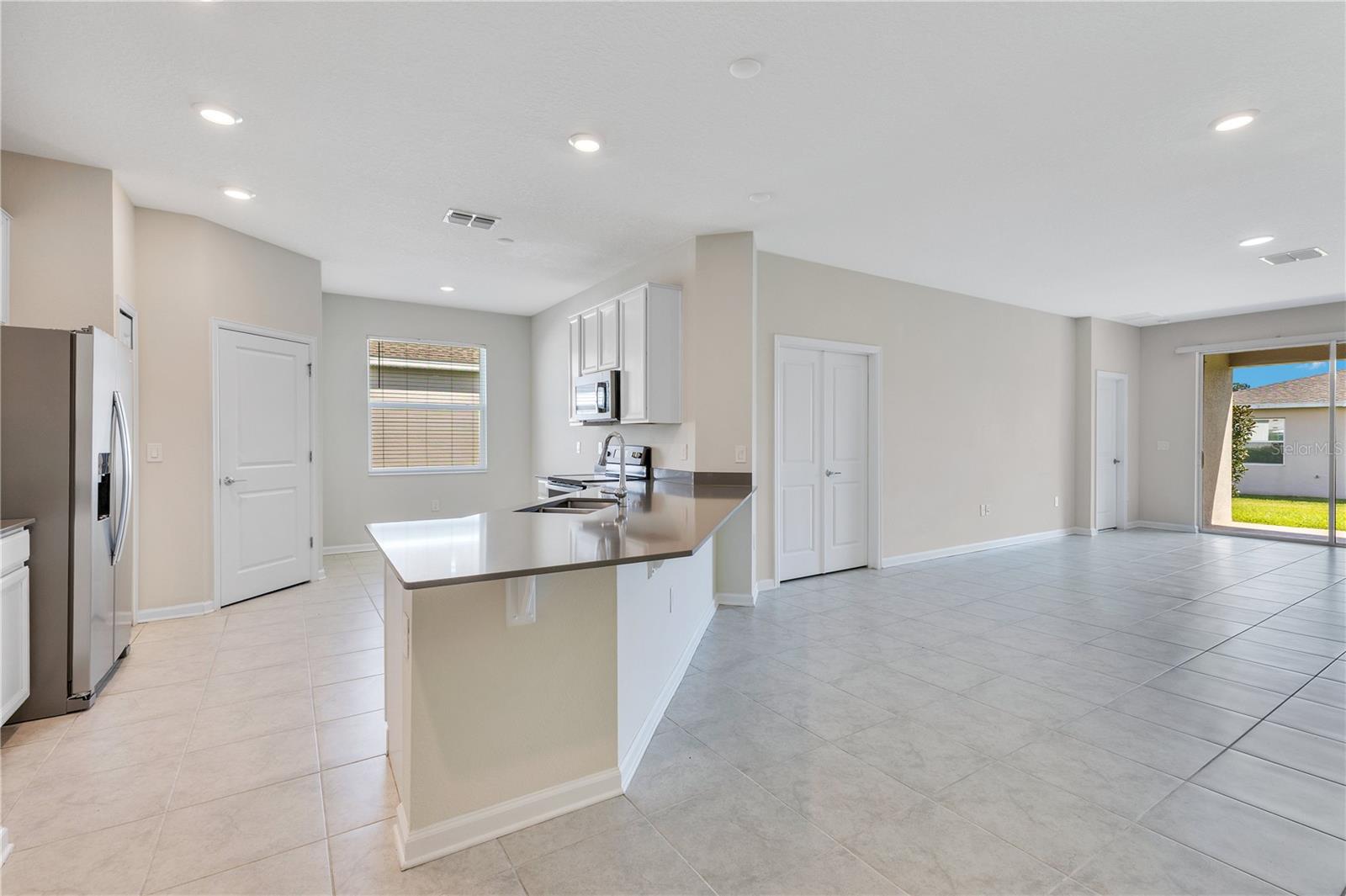 Image 6 of 36 For 16409 Fernridge Street