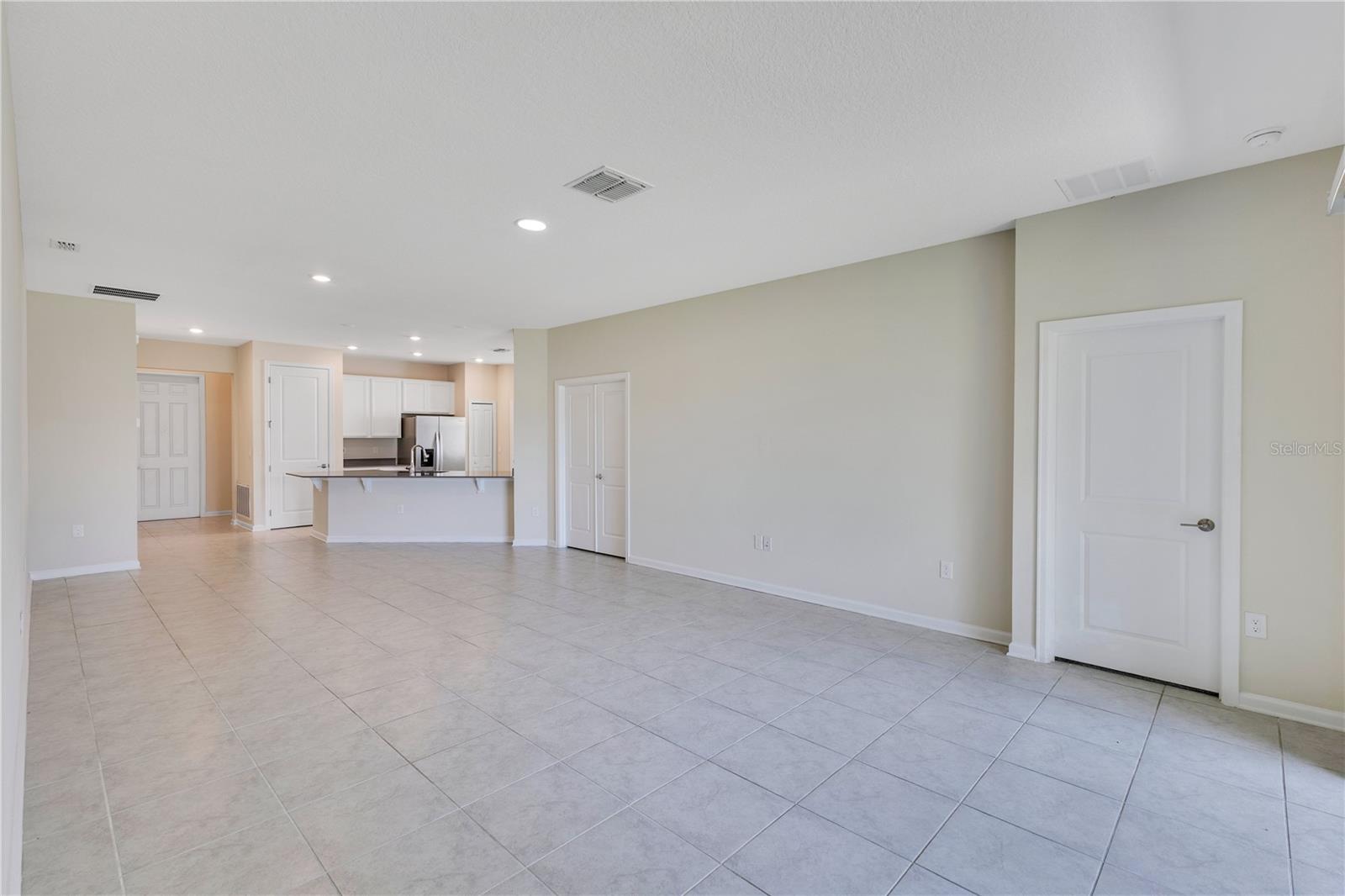 Image 7 of 36 For 16409 Fernridge Street