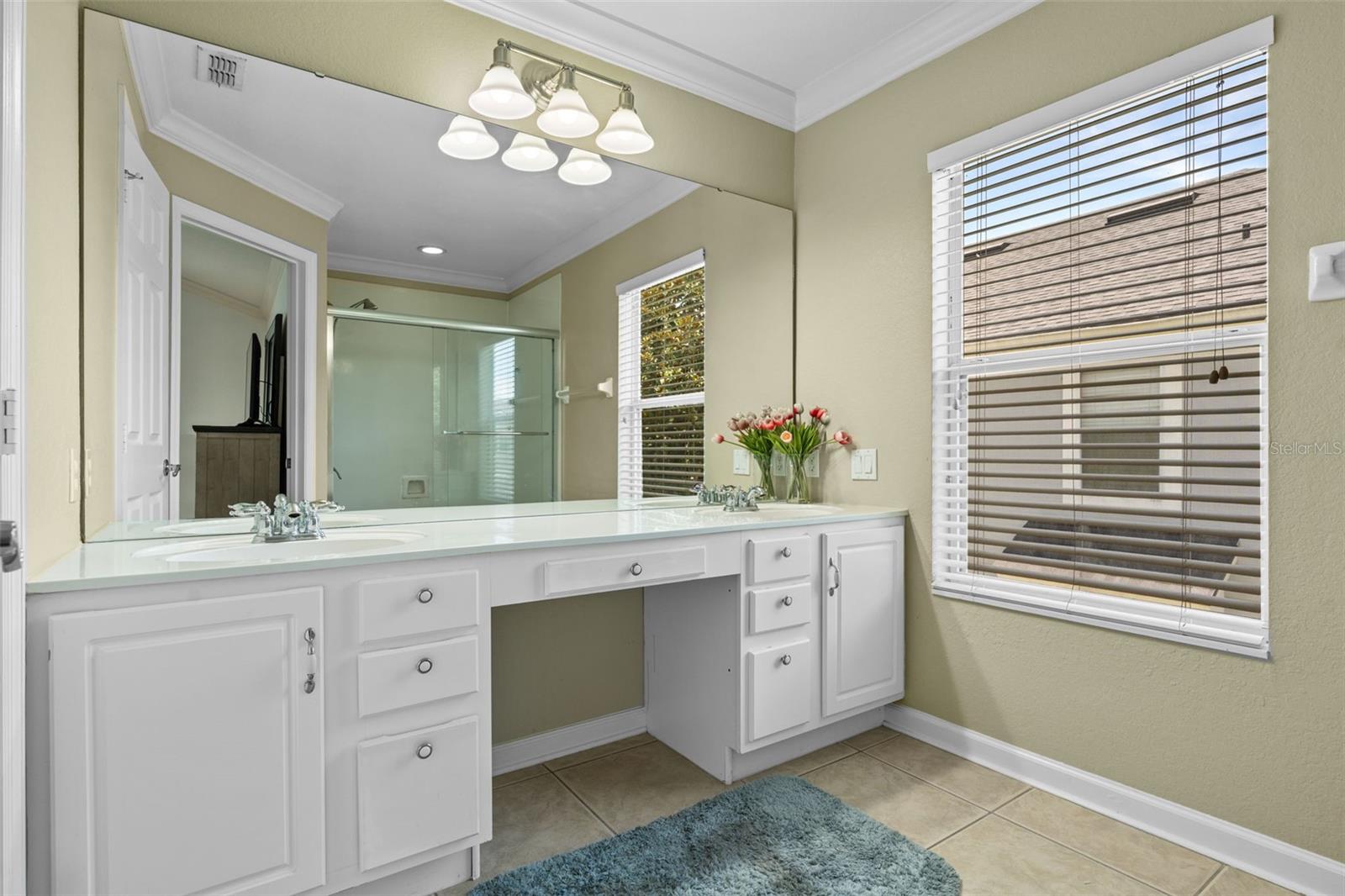 Image 13 of 29 For 934 Rock Harbor Avenue