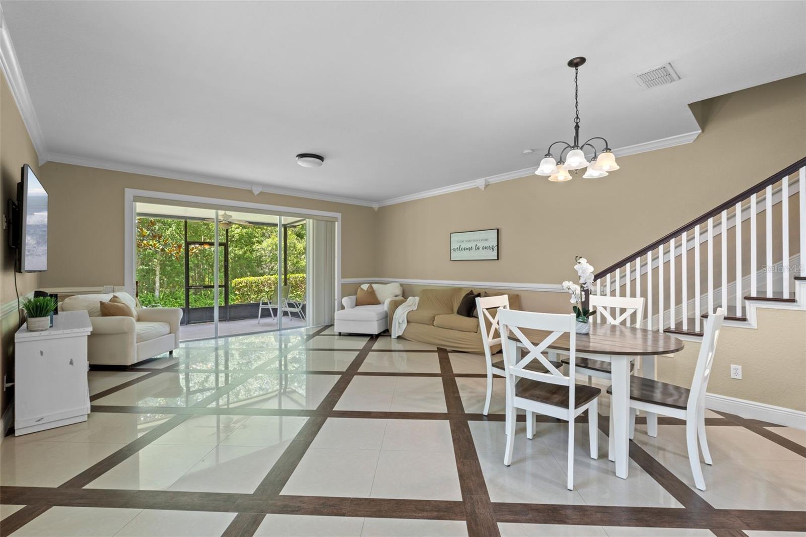 Image 8 of 29 For 934 Rock Harbor Avenue