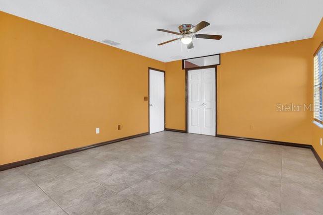 Image 21 of 40 For 9319 Woodbreeze Boulevard