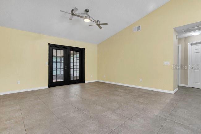 Image 9 of 40 For 9319 Woodbreeze Boulevard