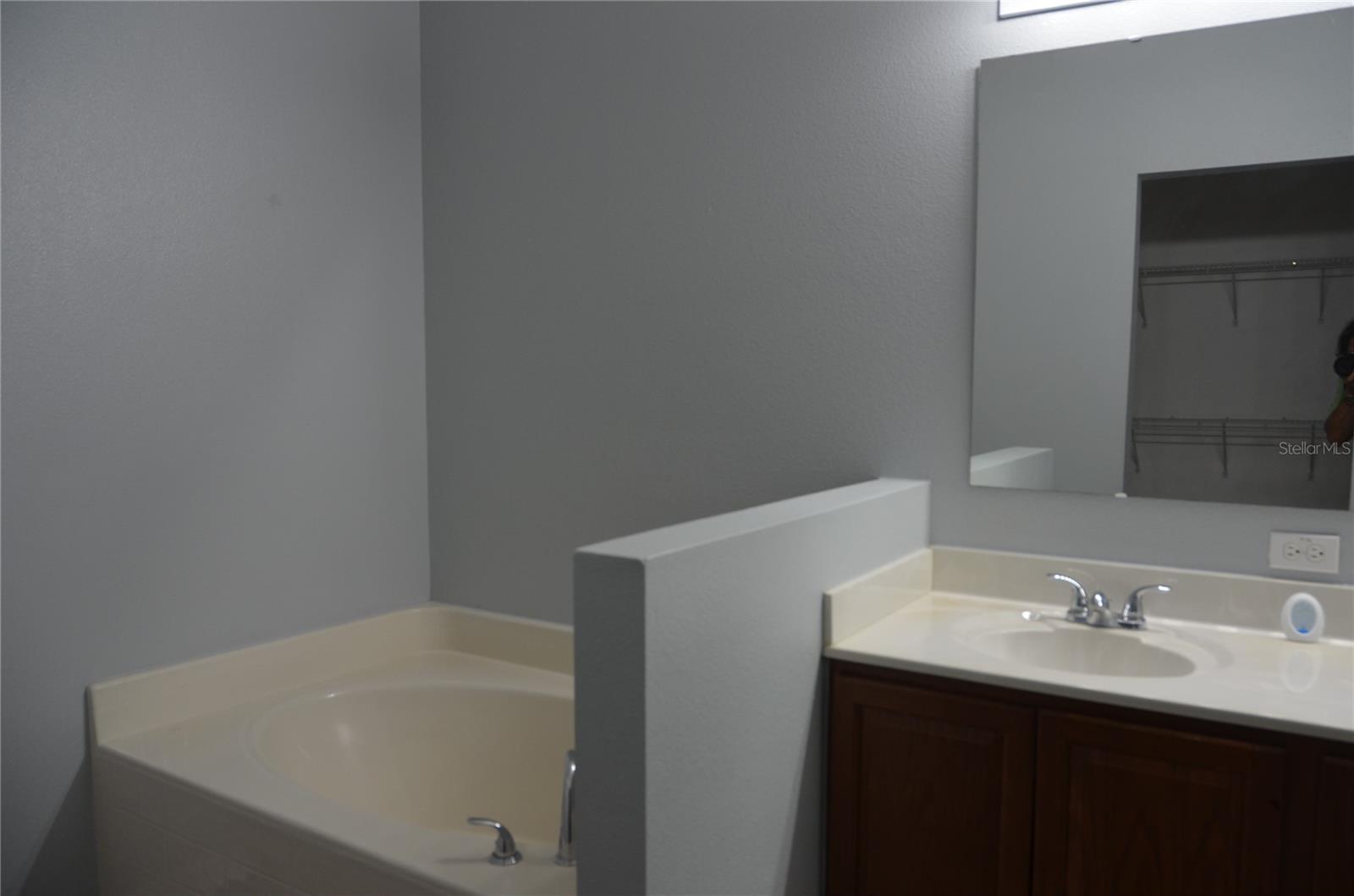 Image 15 of 21 For 1569 Rosedowne Way