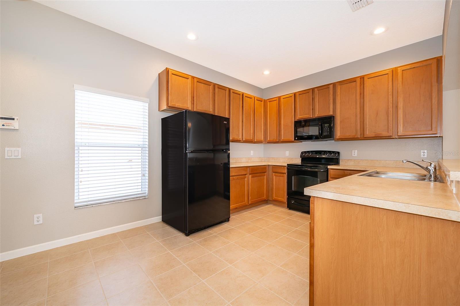 Image 6 of 25 For 9140 Grey Moss Drive