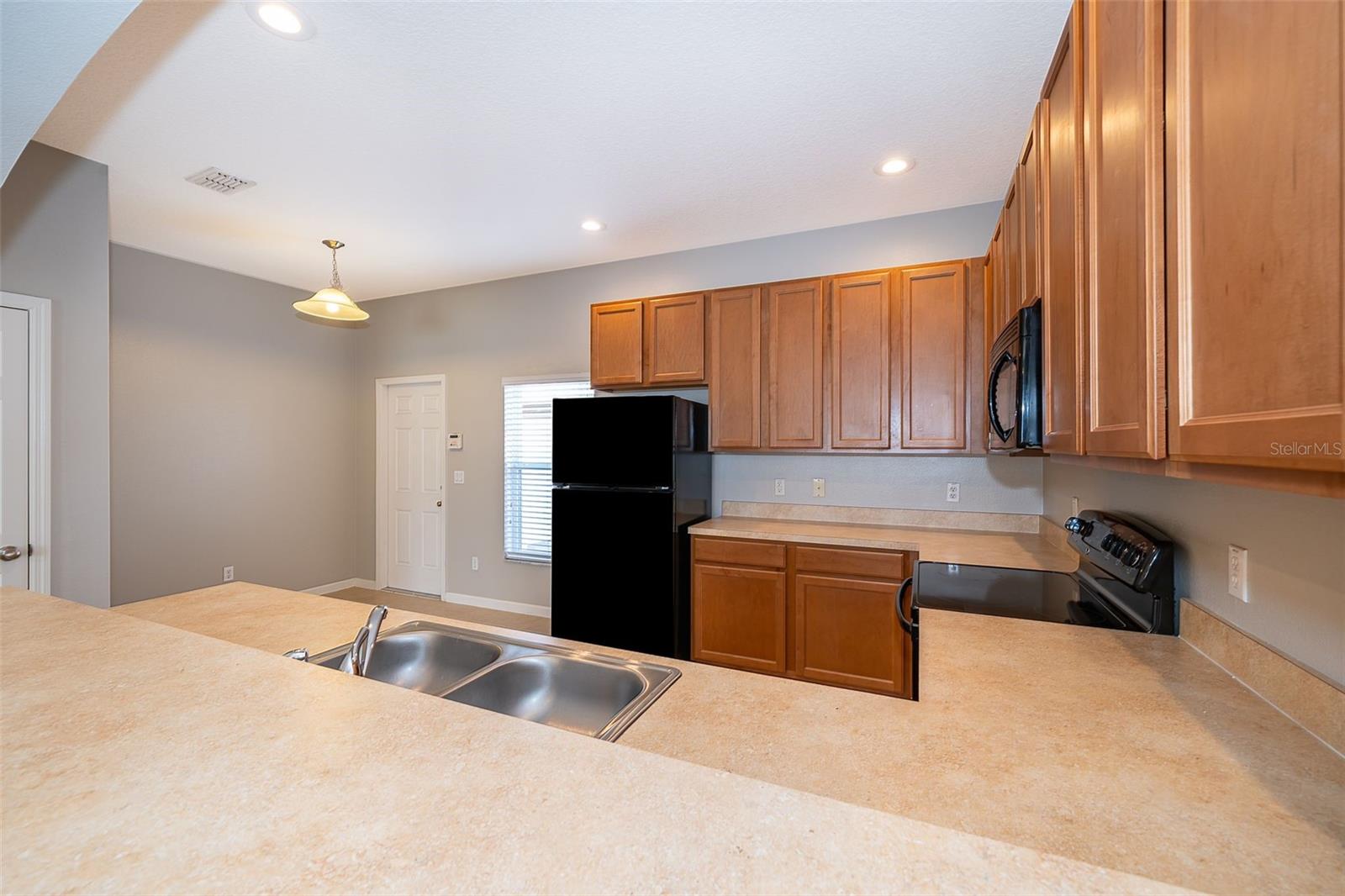 Image 9 of 25 For 9140 Grey Moss Drive