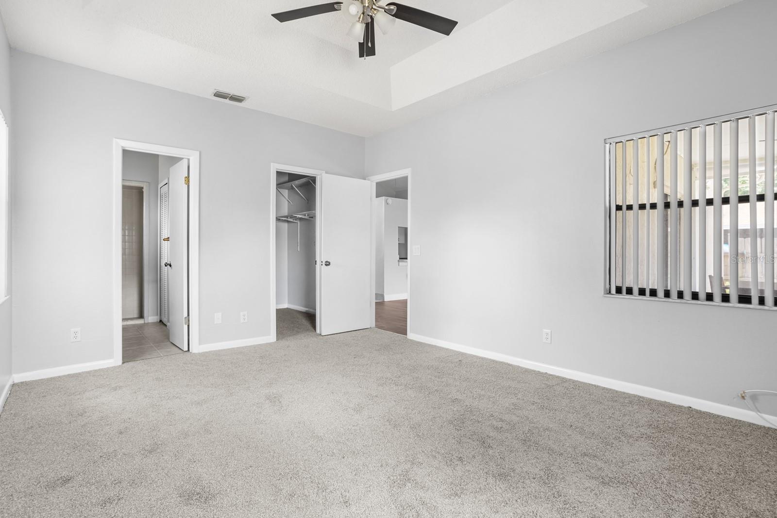 Image 16 of 28 For 399 Lake Daisy Drive