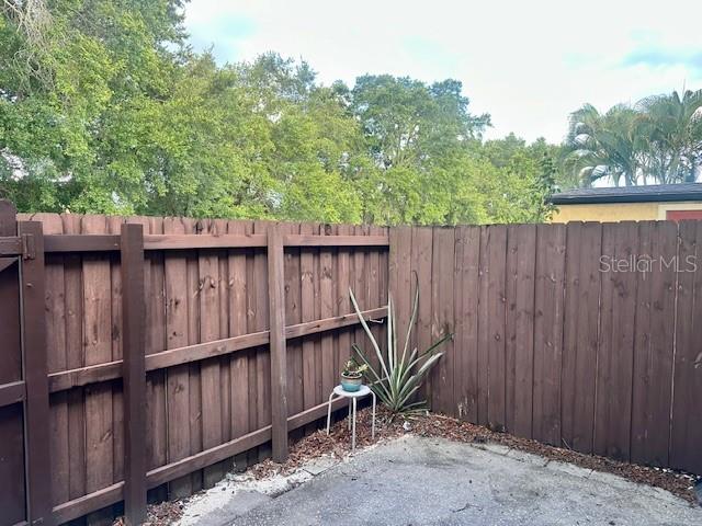 Image 23 of 25 For 7449 Wynnewood Square 182