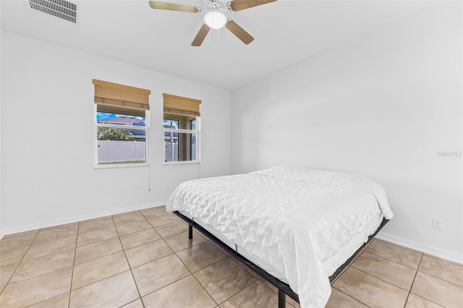 Image 15 of 27 For 12216 Prairie Plantation Way