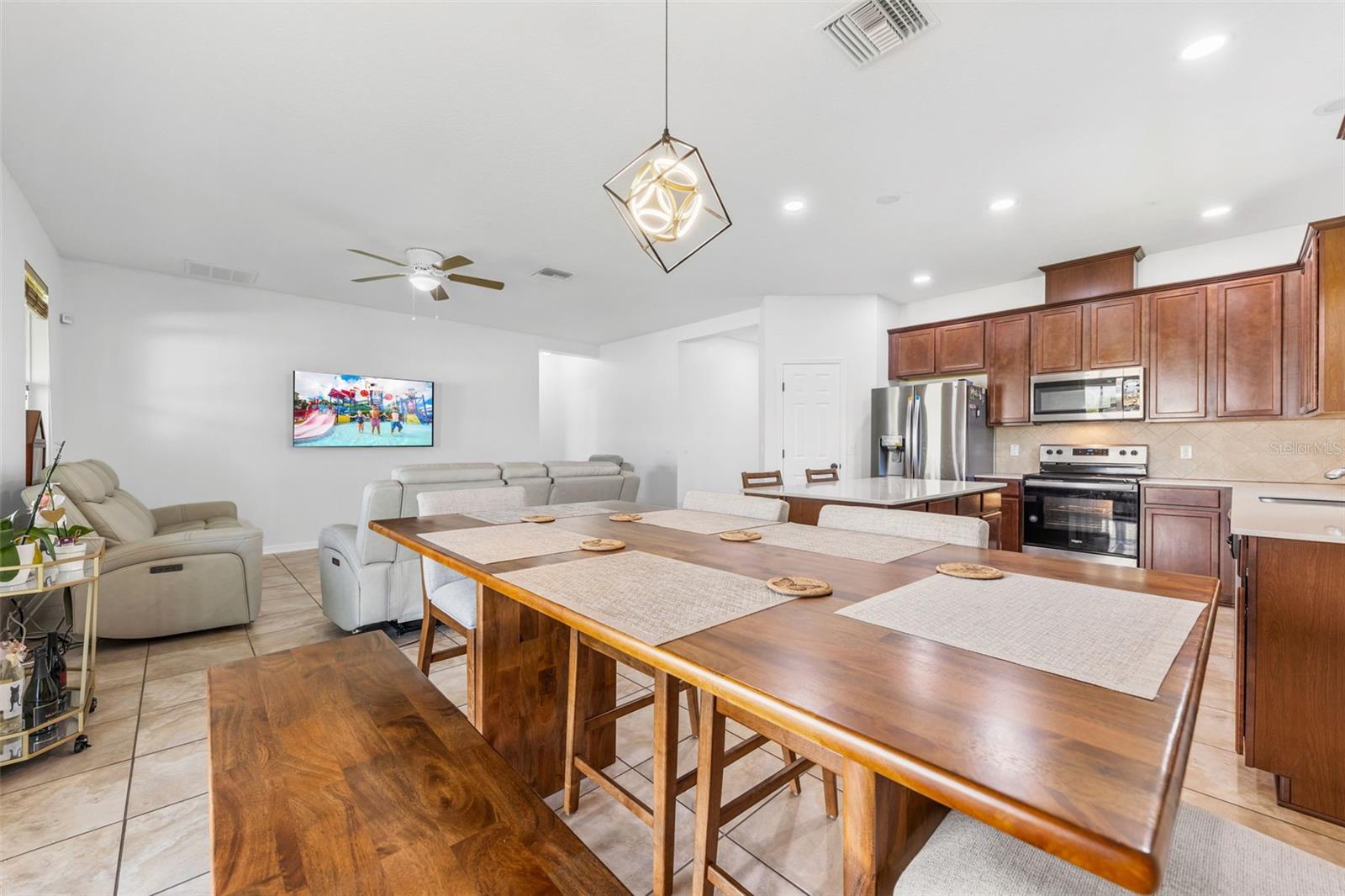Image 4 of 27 For 12216 Prairie Plantation Way