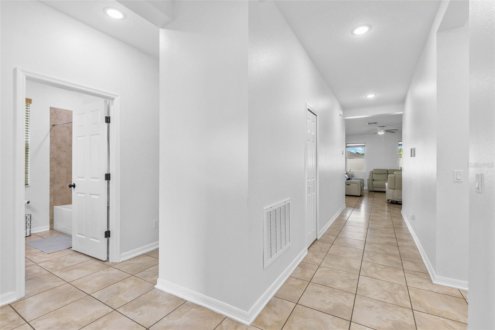 Image 8 of 27 For 12216 Prairie Plantation Way