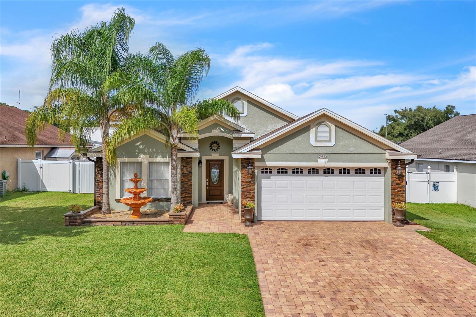 Details for 574 Rouzer Street, APOPKA, FL 32712