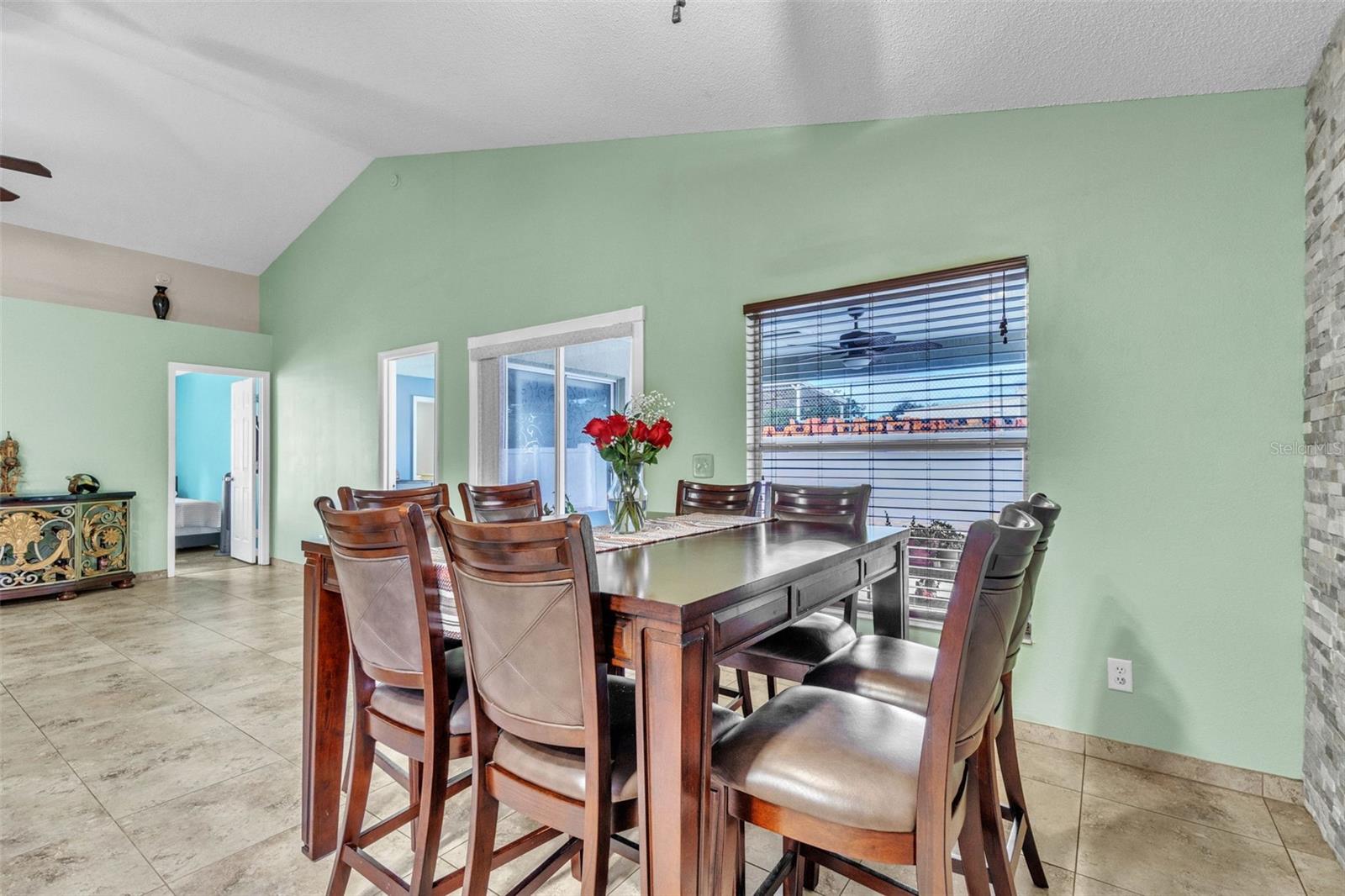 Image 11 of 46 For 574 Rouzer Street