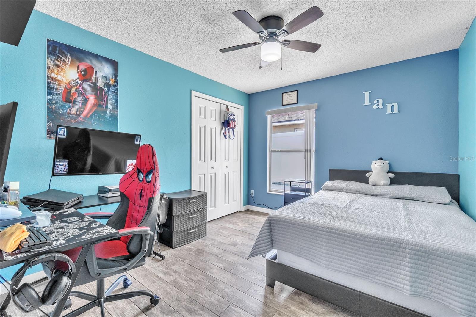 Image 23 of 46 For 574 Rouzer Street