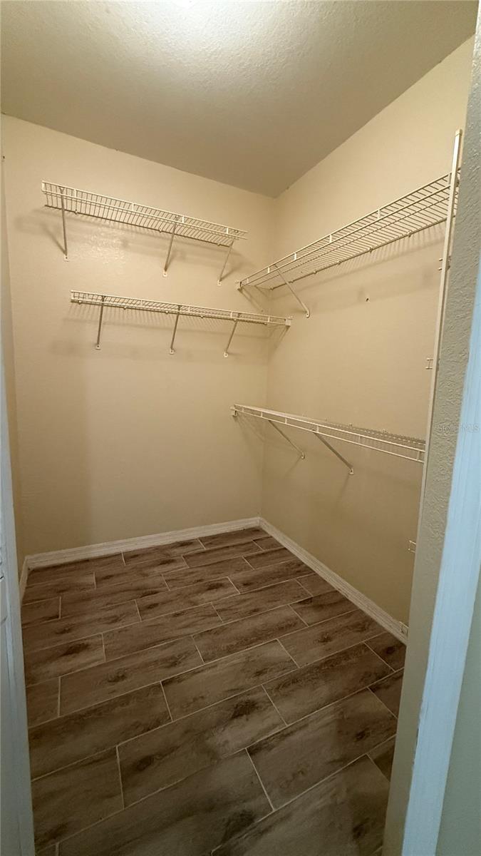 Image 12 of 19 For 2525 Maitland Crossing Way 207