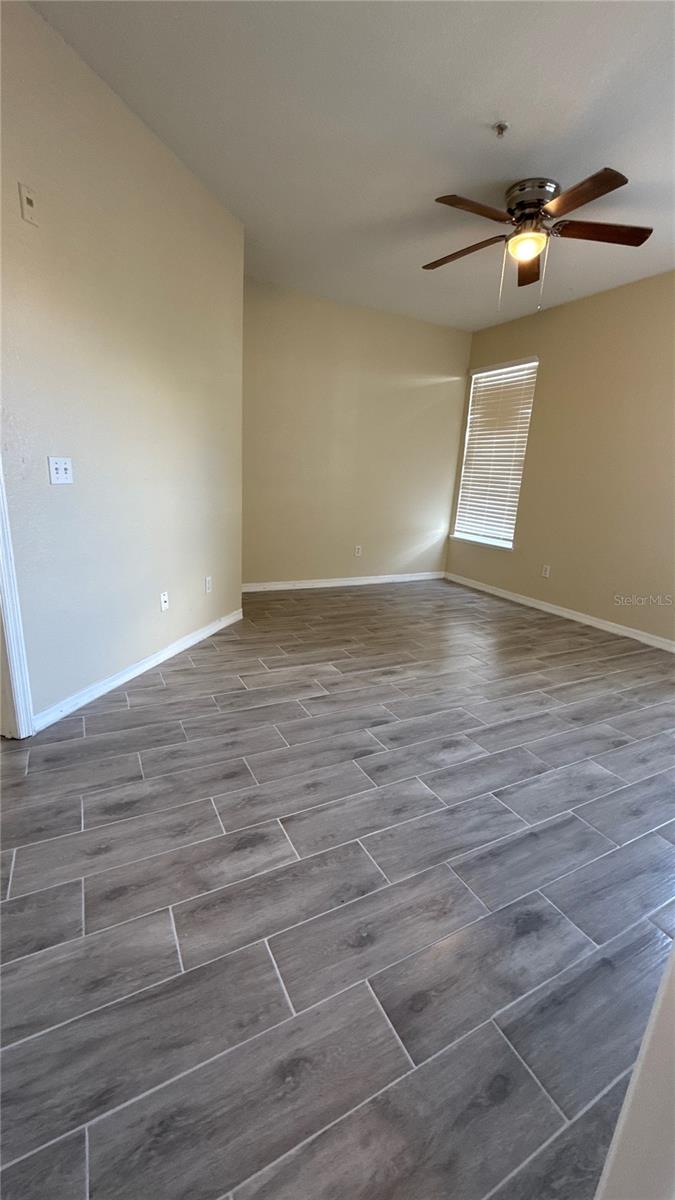 Image 16 of 19 For 2525 Maitland Crossing Way 207