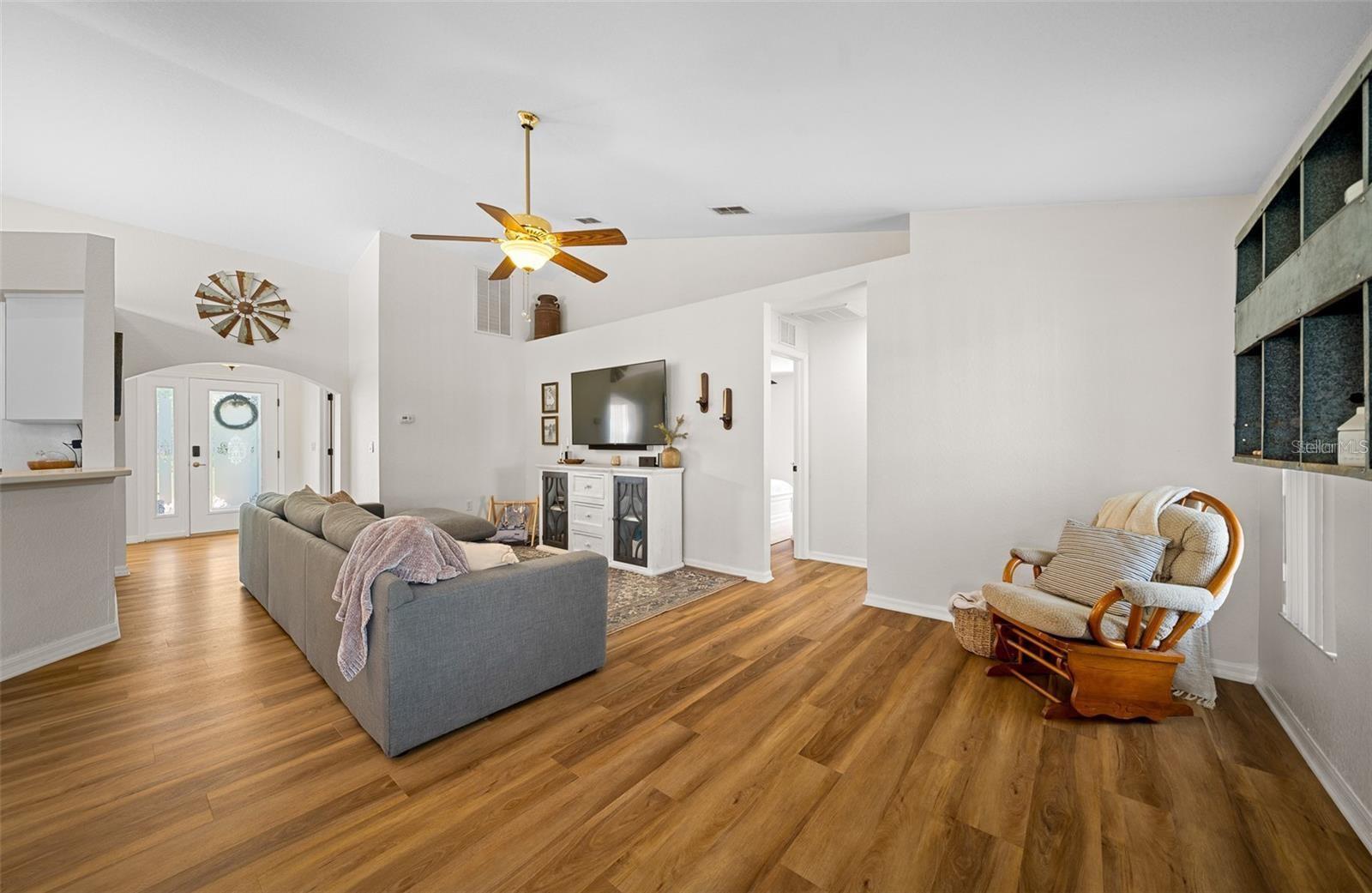 Image 19 of 50 For 7685 135th Street