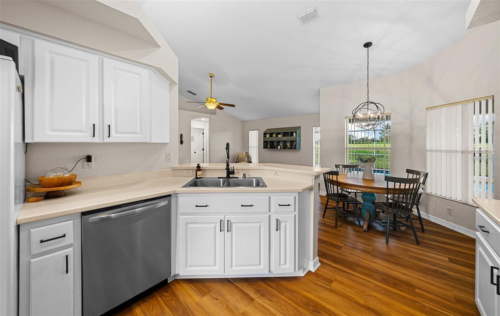 Image 21 of 50 For 7685 135th Street