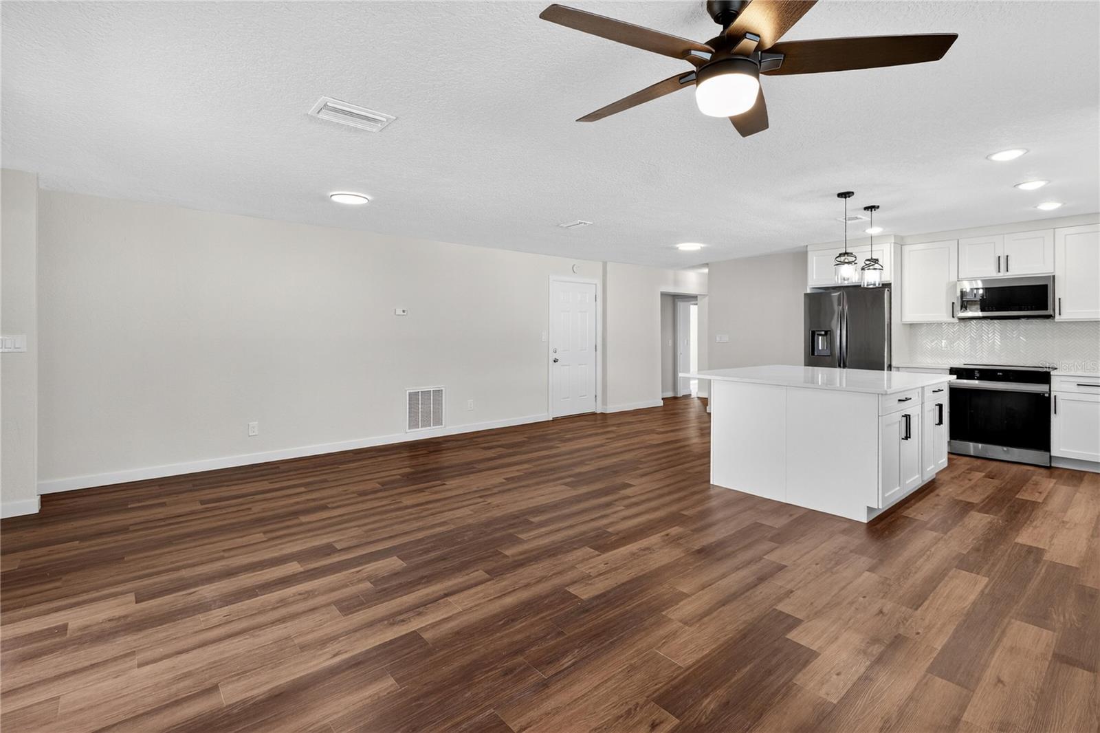 Image 5 of 29 For 1849 New Hampshire Avenue Ne